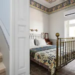 Victorian Splendour 21c Luxury * 维多利亚