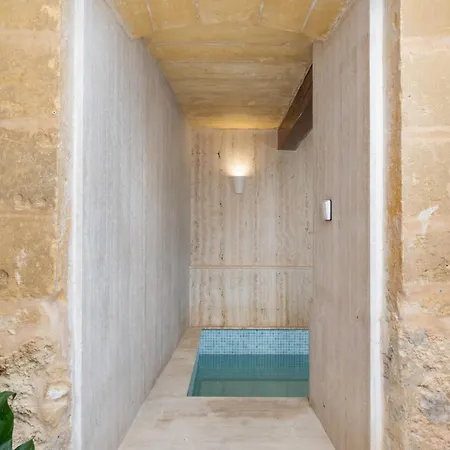 Victorian Splendour 21c Luxury