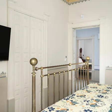 Victorian Splendour 21c Luxury