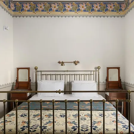 Victorian Splendour 21c Luxury 度假居 *