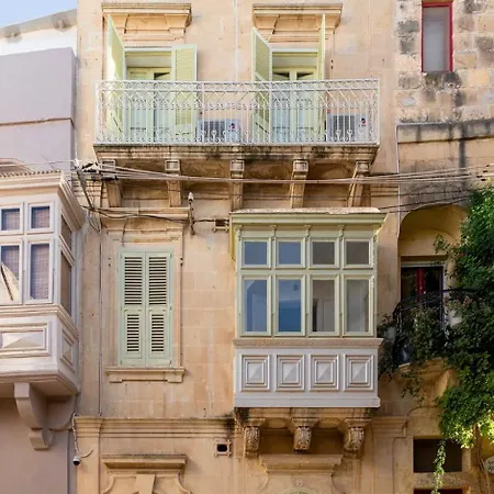 Victorian Splendour 21c Luxury * 维多利亚