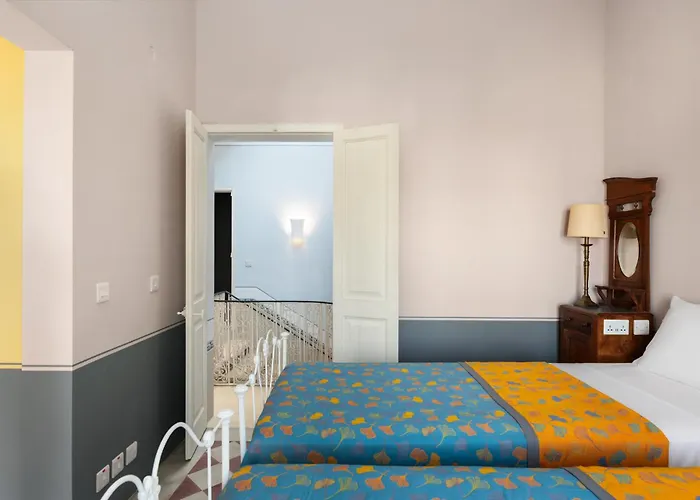 Victorian Splendour 21c Luxury Victoria