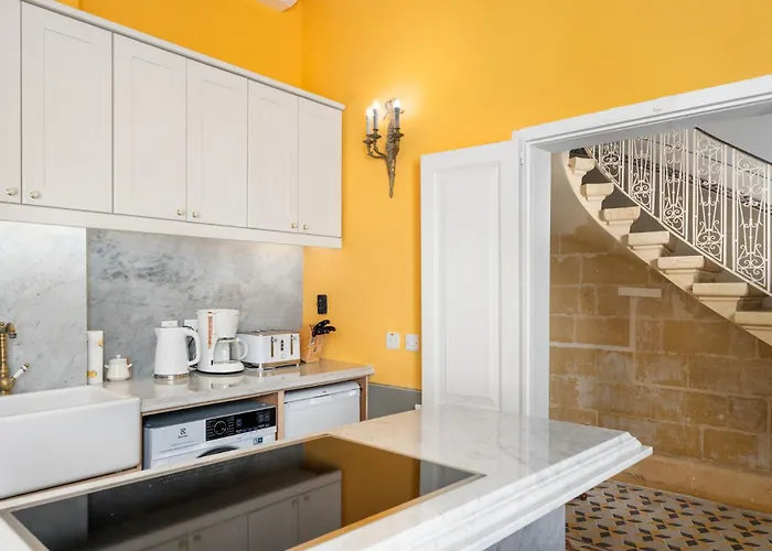 Victorian Splendour 21c Luxury * 빅토리아