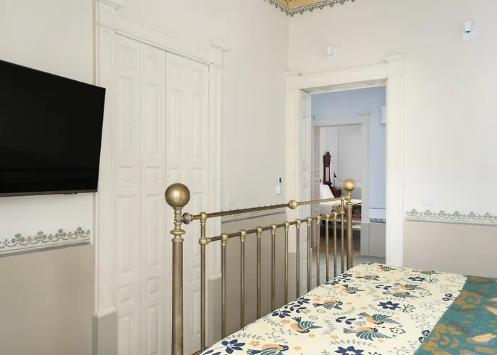 Victorian Splendour 21c Luxury