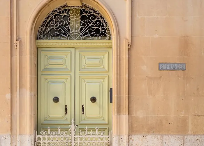 Victorian Splendour 21c Luxury * 빅토리아