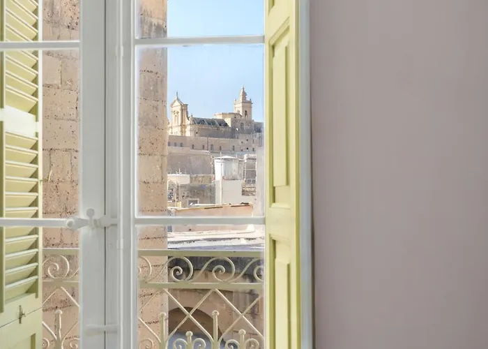 Victorian Splendour 21c Luxury